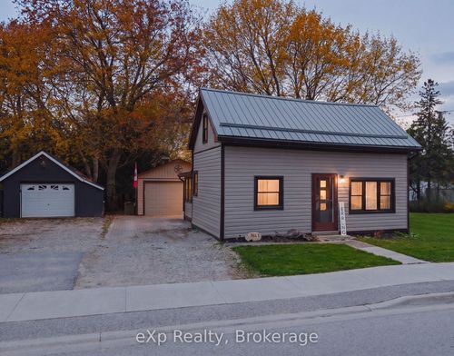 361 William St, Mount Forest, ON, N0G2L3 | Card Image