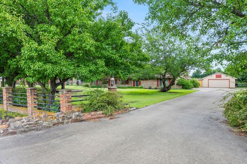2245 Toole Dr, Lucas, TX, 75002-7103 | Card Image