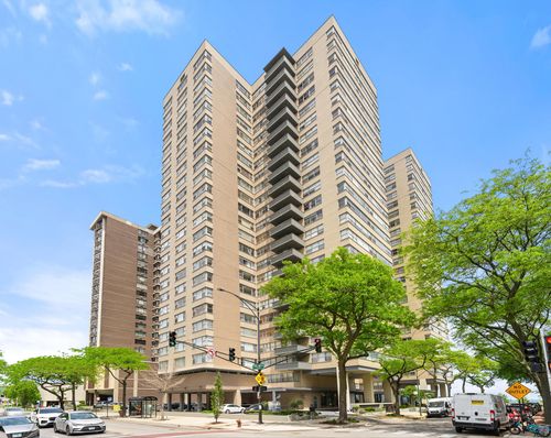 10g-6301 Sheridan Rd, Chicago, IL, 60660-1706 | Card Image