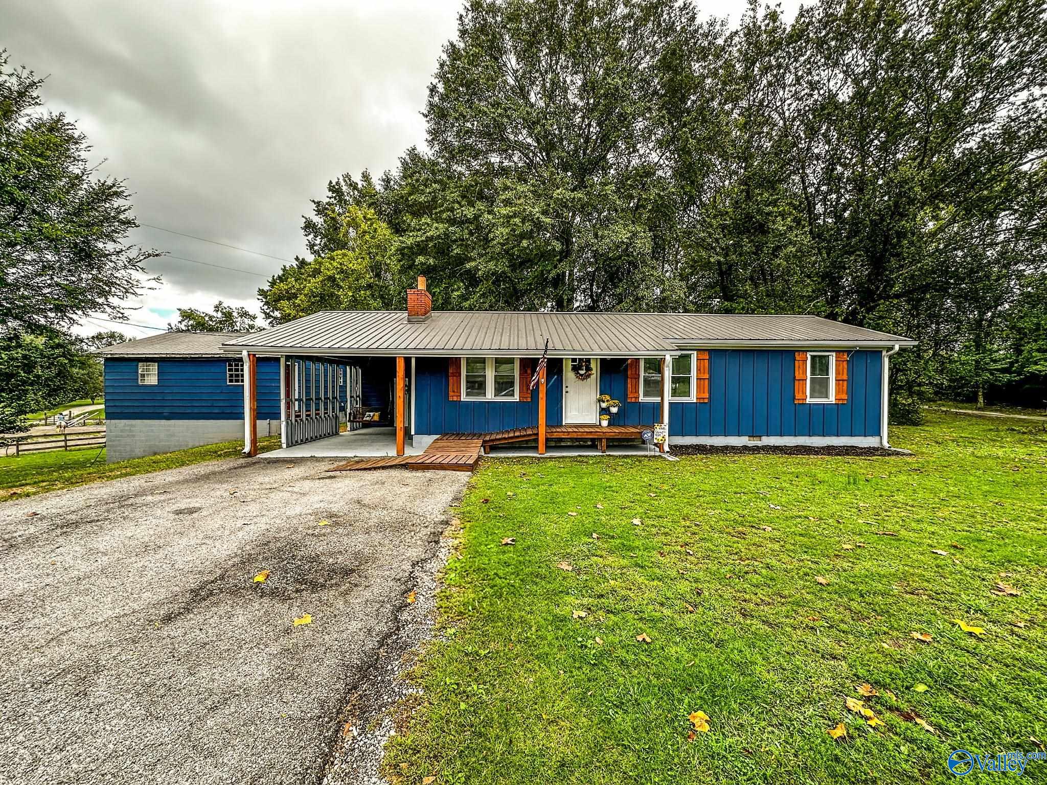 Vaughn Bridge Rd, Hartselle, AL 35640