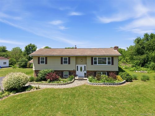 347 Plains Rd, Wallkill, NY, 12589-3925 | Card Image