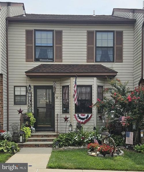 11 Bordenshire Dr, BORDENTOWN, NJ, 08505-2531 | Card Image