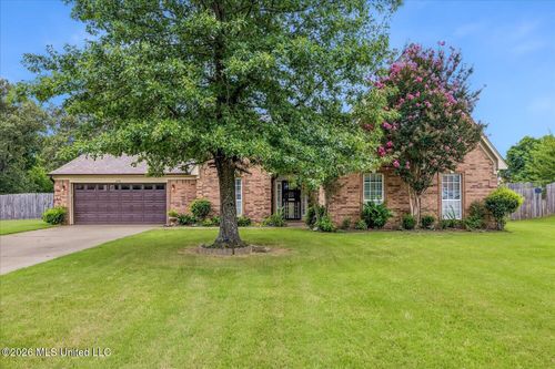 2594 Tower Dr, Southaven, MS, 38672-9496 | Card Image