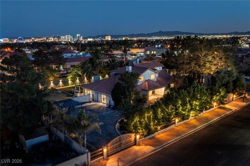 2940 Rosanna St, Las Vegas, NV, 89117-3144 | Card Image