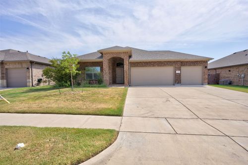 1203 Larkspur Ln, Cleburne, TX, 76033-4675 | Card Image