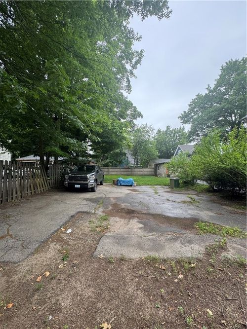 36 Moore St, Providence, RI, 02907-1415 | Card Image