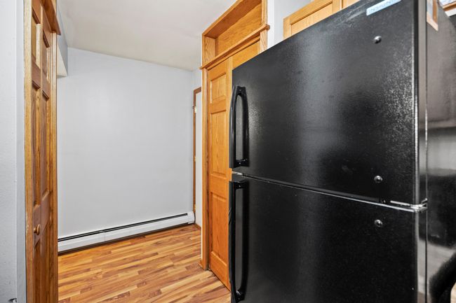 4050 W Rivers Edge Cir, Condo with 2 bedrooms, 1 bathrooms and null parking in Brown Deer WI | Image 8