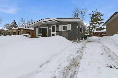 499 Raymond St, Peterborough, ON, K9H5M7 | Card Image