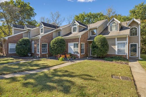 357 Yorkshire Cir, Nashville, TN, 37211-7137 | Card Image