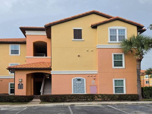 10209-5483 Vineland Rd, ORLANDO, FL, 32811-7647 | Card Image