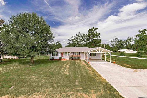 5743 Wye Rd, Lakeland, LA, 70752-3009 | Card Image