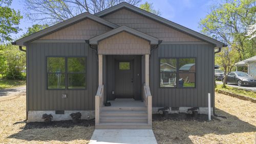 682 9th St Se, Cleveland, TN, 37311-6269 | Card Image