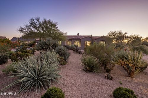 11557 E Four Peaks Rd, Scottsdale, AZ, 85262-8016 | Card Image