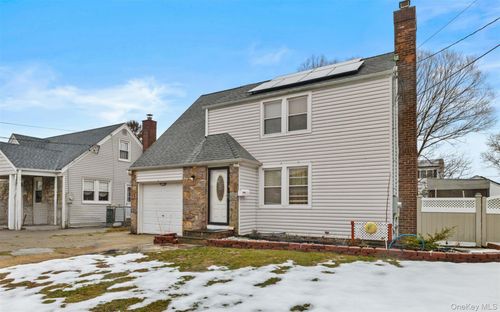 2933 Tulip Ave, Baldwin, NY, 11510-4449 | Card Image