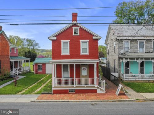 123 W Main St, FAIRFIELD, PA, 17320-8328 | Card Image