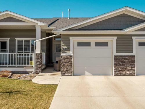 4-322 Northlander Bend W, Lethbridge, AB, T1J5T5 | Card Image
