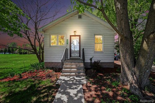 4331 N Michigan Avenue, Carrollton Township, MI, 48604 | Card Image