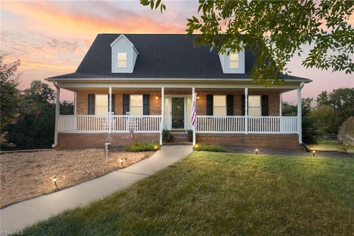 218 Transou Dr, Lexington, NC, 27295-9627 | Card Image