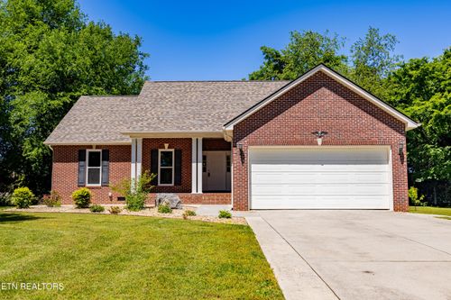 1303 Apache Court, Maryville, TN, 37801 | Card Image