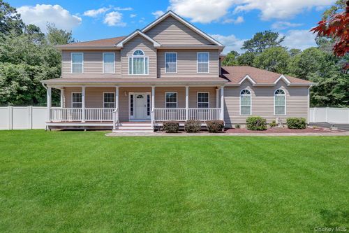 144 Mill Road, Brookhaven, NY, 11980 | Card Image