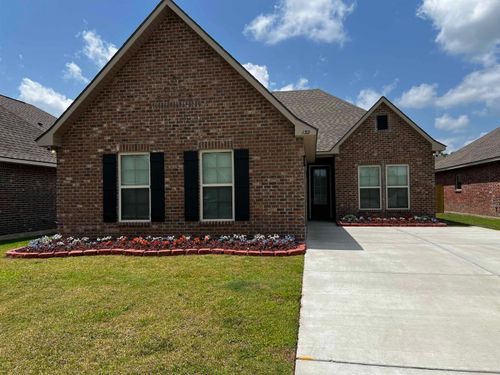132 Oriole St, Houma, LA, 70364-1240 | Card Image