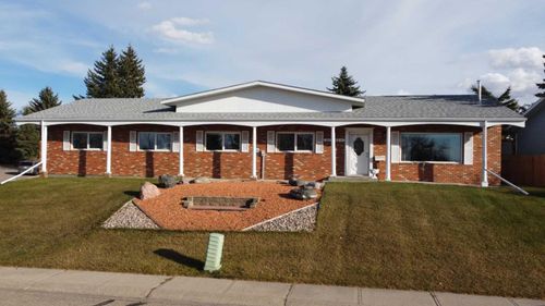 5115 42 Street, Ponoka, AB, T4J1C9 | Card Image