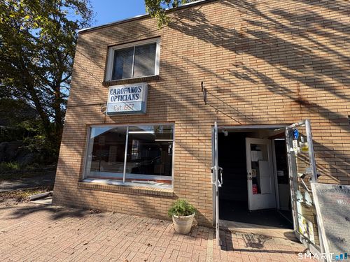 532 Main St, Branford, CT, 06405-3566 | Card Image