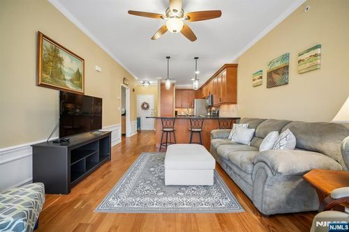 1403 Pointe Gate Dr, Livingston, NJ, 07039-1781 | Card Image