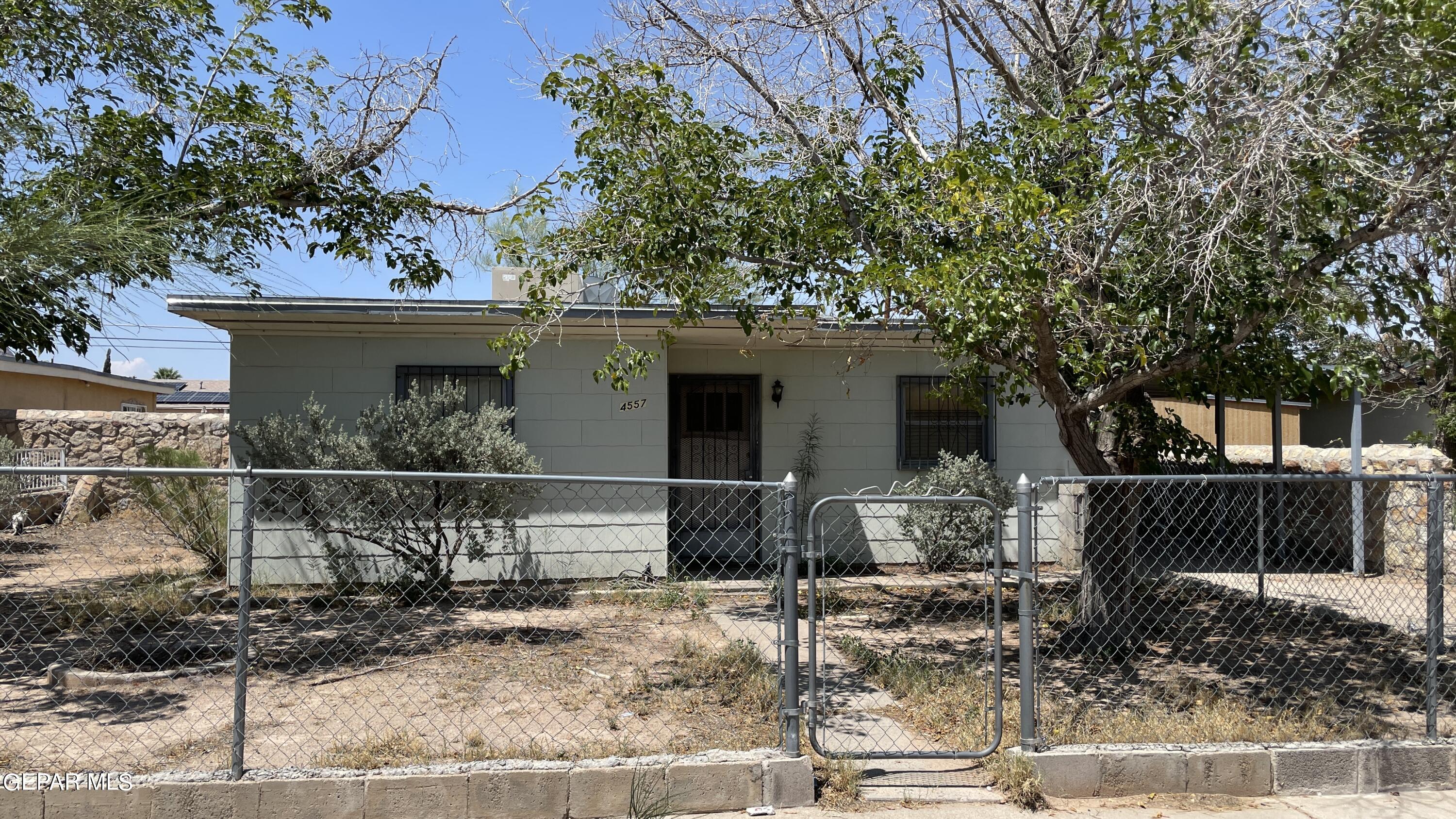 Hercules Ave, El Paso, TX 79904