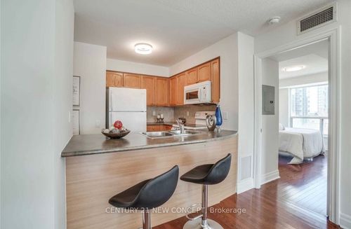 506-21 Hillcrest Ave, North York, ON, M2N7K2 | Card Image
