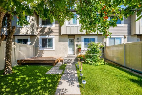 44-4936 Dalton Dr Nw, Calgary, AB, T3A2E4 | Card Image