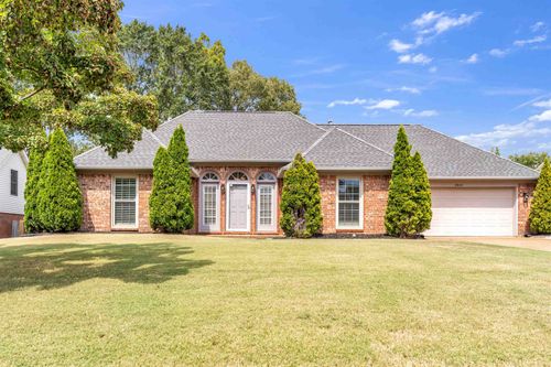 8848 Aspen View Cv, Cordova, TN, 38018-7651 | Card Image