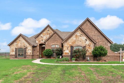 243 Miramar Cir, Weatherford, TX, 76085-2830 | Card Image