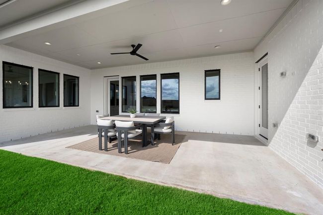 Patio | Image 29