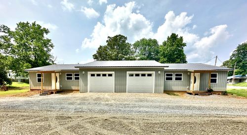 377 N 3rd St, Black Rock, AR, 72415-9228 | Card Image