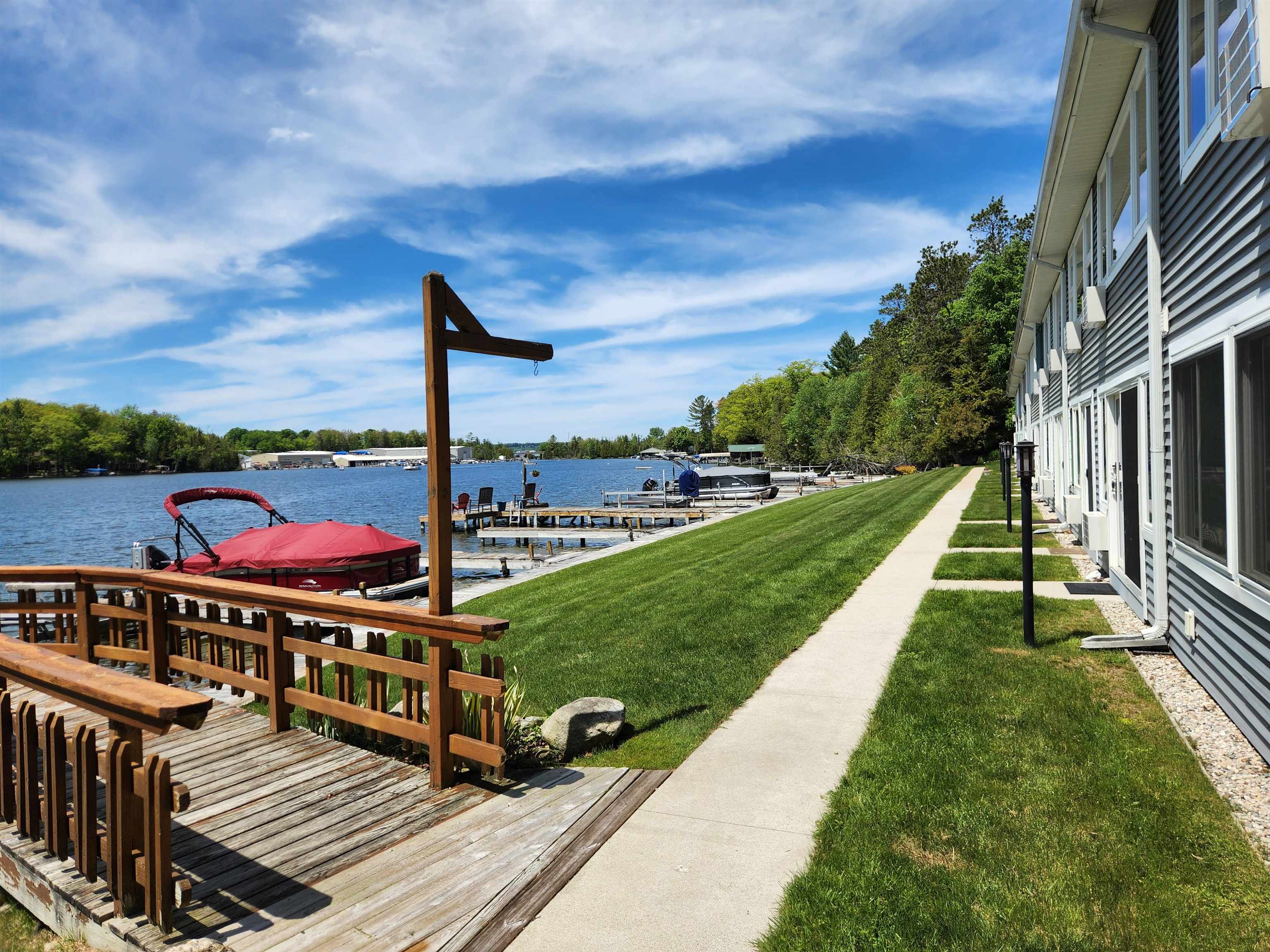 Clam Lake Rd, Bellaire, MI 49615