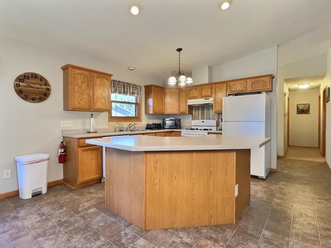 8475 Hillcrest Ln, House other with 4 bedrooms, 2 bathrooms and 4 parking in Saint Germain WI | Image 66