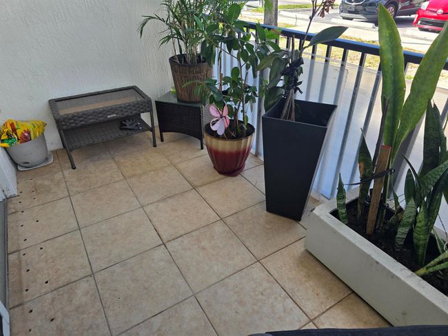 701 Villa Cir, Condo with 2 bedrooms, 2 bathrooms and null parking in Boynton Beach FL | Image 12