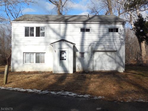 221 Boulevard Dr, Wayne, NJ, 07470-7605 | Card Image