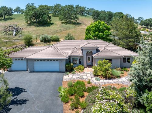9539 Carmel Rd, Atascadero, CA, 93422-6207 | Card Image
