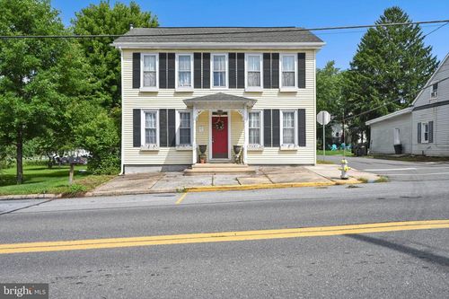 100 N Lancaster St, JONESTOWN, PA, 17038-9631 | Card Image