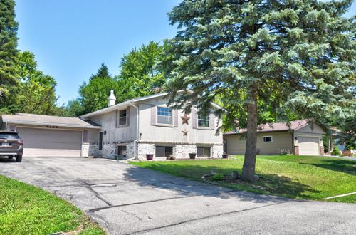 8124 Gina Dr, Mount Pleasant, WI, 53406-2512 | Card Image
