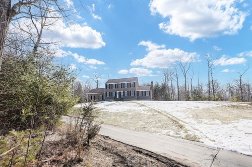 30 Chocolog Rd, Uxbridge, MA, 01569-2027 | Card Image