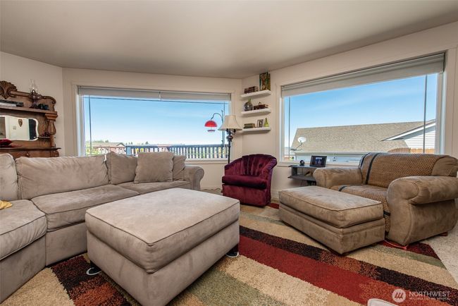 70 Onyx Ln, House other with 4 bedrooms, 2 bathrooms and null parking in Sequim WA | Image 4