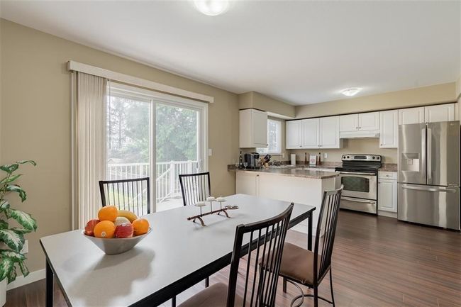 636 Gauthier Avenue, Home with 4 bedrooms, 2 bathrooms and 3 parking in Coquitlam BC | Image 3