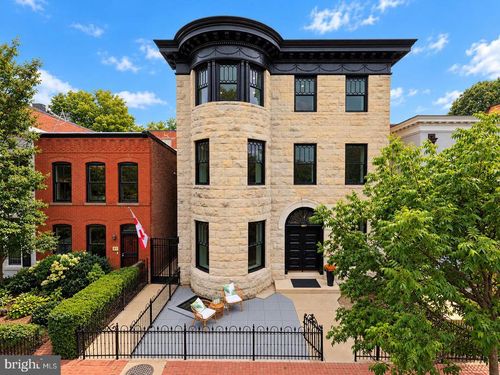 201-807 A St Ne, WASHINGTON, DC, 20002-6064 | Card Image