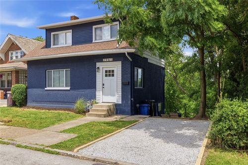2961 Ruthwood Ave, Pittsburgh, PA, 15227-4136 | Card Image