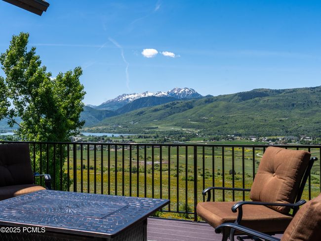 5932 E Big Horn Pkwy, Home with 7 bedrooms, 6 bathrooms and null parking in Eden UT | Image 57