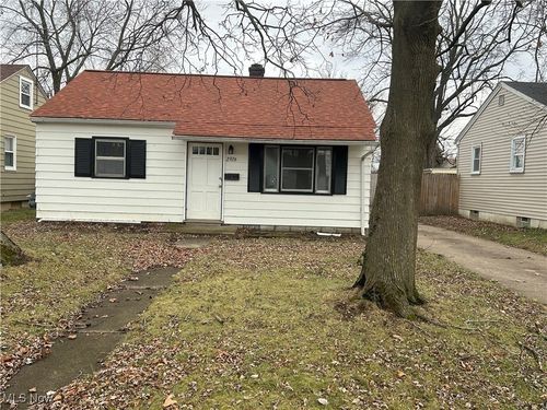 2926 Garfield Boulevard, Lorain, OH, 44052 | Card Image