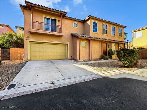8122 Retriever Ave, Las Vegas, NV, 89147-3752 | Card Image